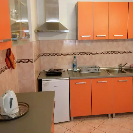 Peninsula Gæstehus 3*