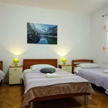 Peninsula Guest house 3*