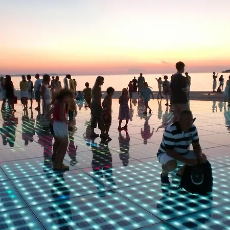 게스트하우스 페닌슐라 어코모데이션 자다르