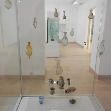 페닌슐라 어코모데이션 자다르