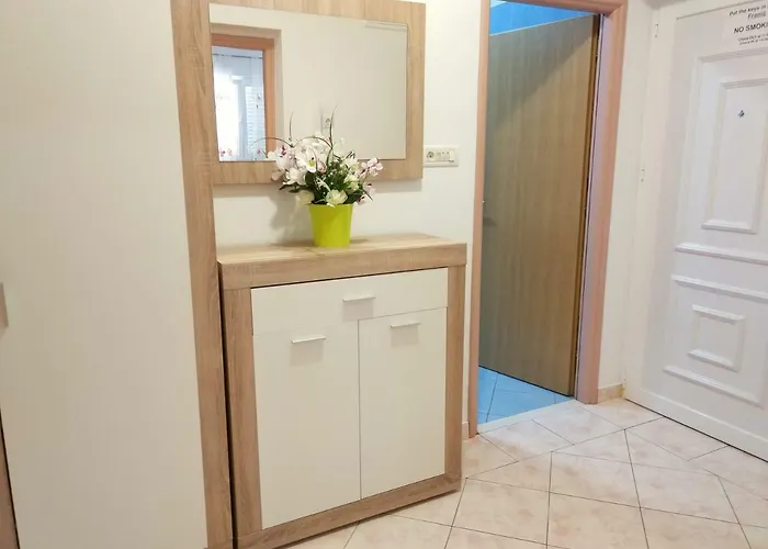 ゲストハウス Peninsula 3*